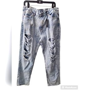Refuge Denim Boyfriend Distressed Acid Wash Jeans Size 13 NWT